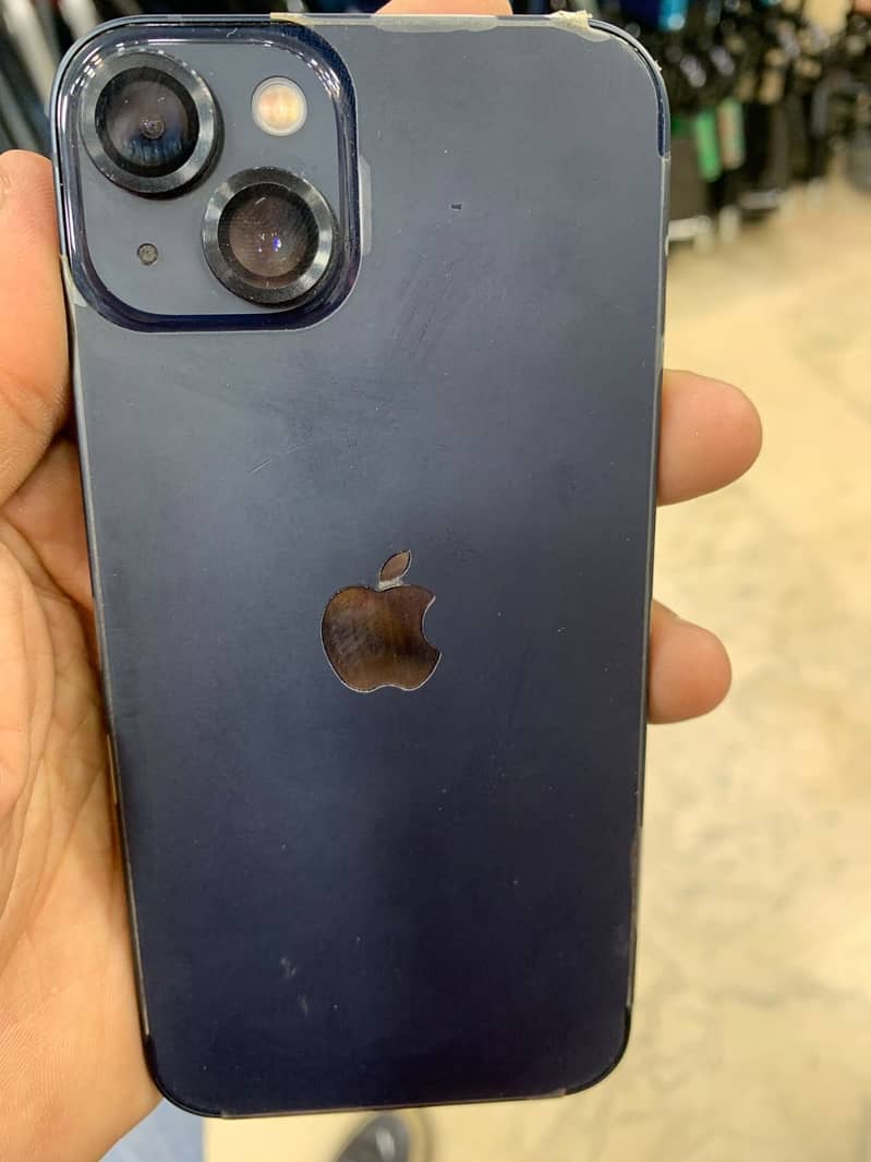 Apple iPhone 13 5