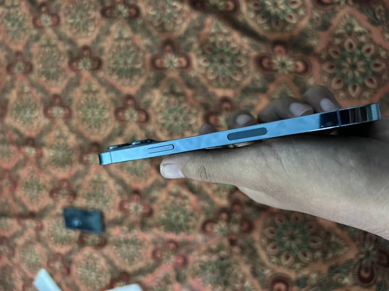 Apple iPhone 13 Pro Max 3