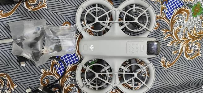 serif khul k check kiya hai  DJI Neo Fly More Combo (Complete Box)