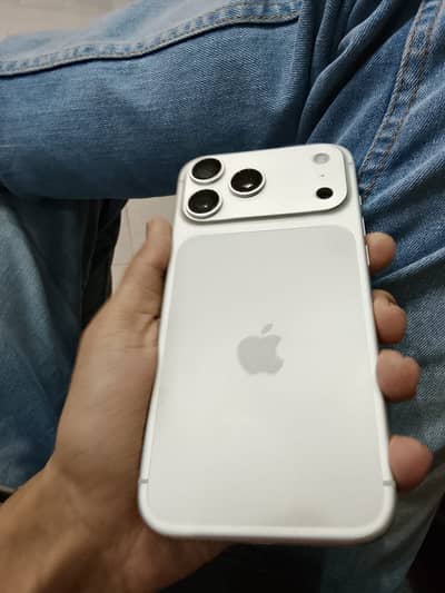 Apple iPhone 17 Pro Max JV