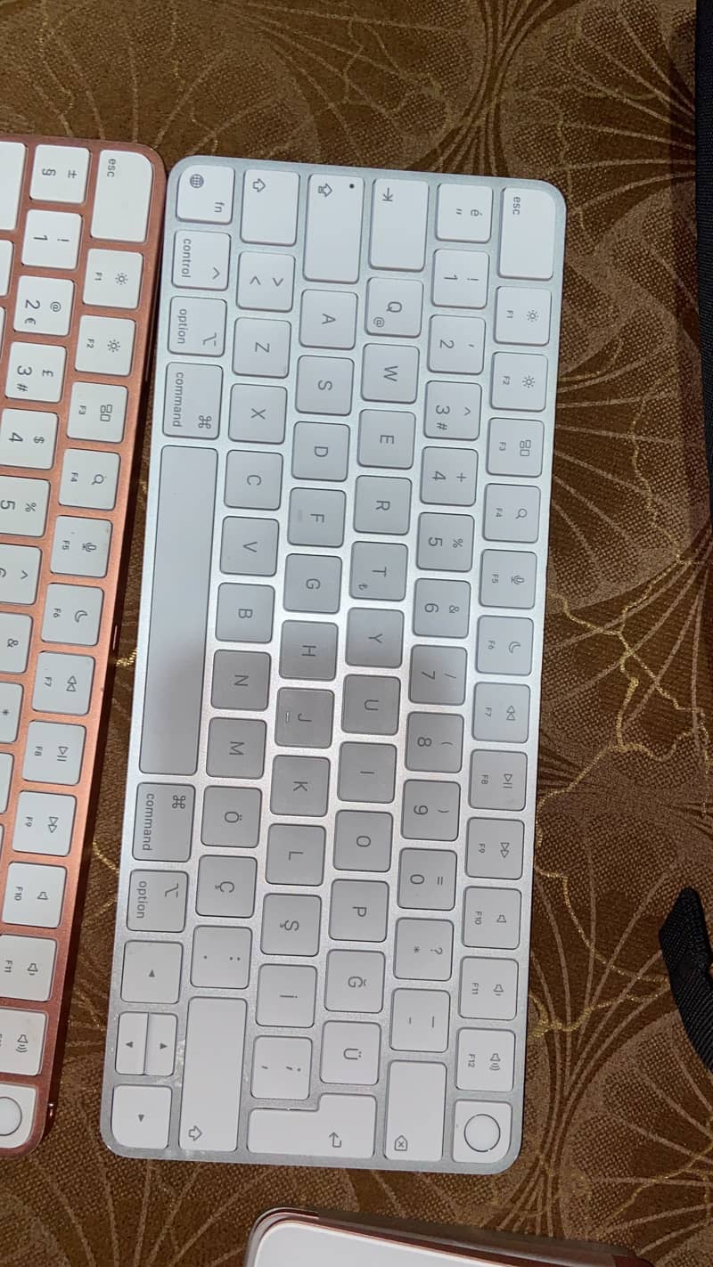Apple Magic 2 Keyboard 2