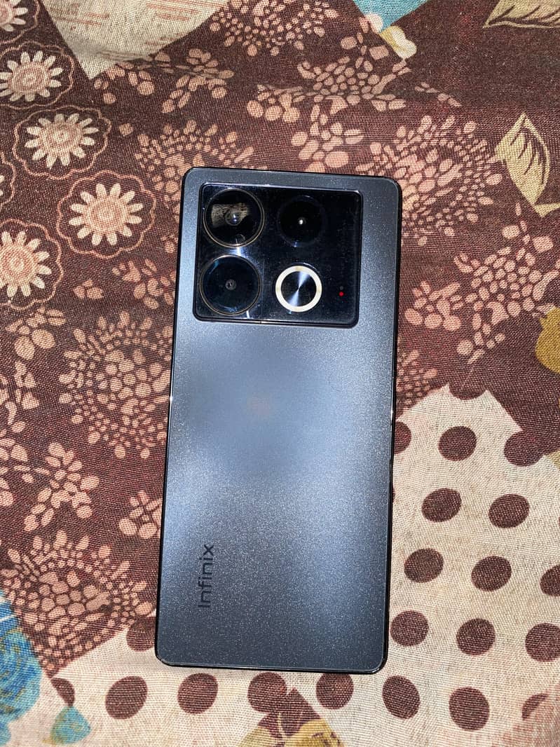 Infinix Note 40 1
