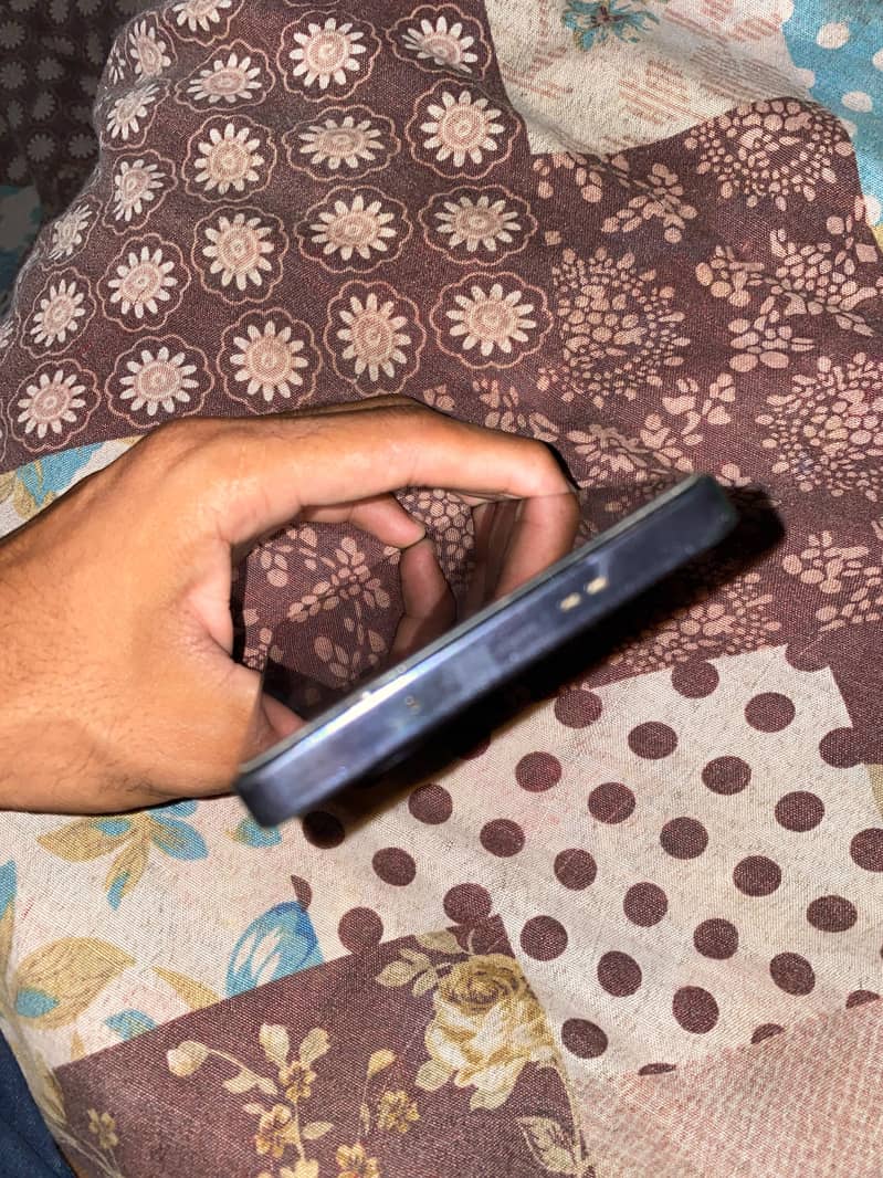 Infinix Note 40 6