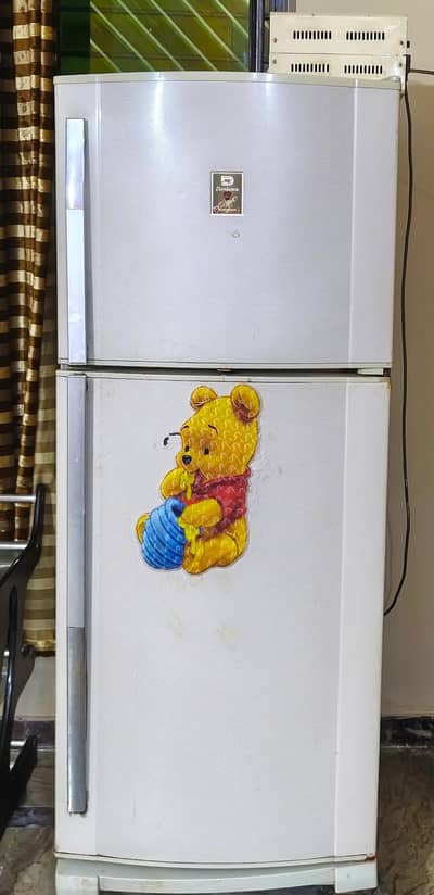 DAWLANCE FRIDGE LARGE SIZE