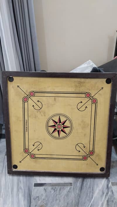 carrom board