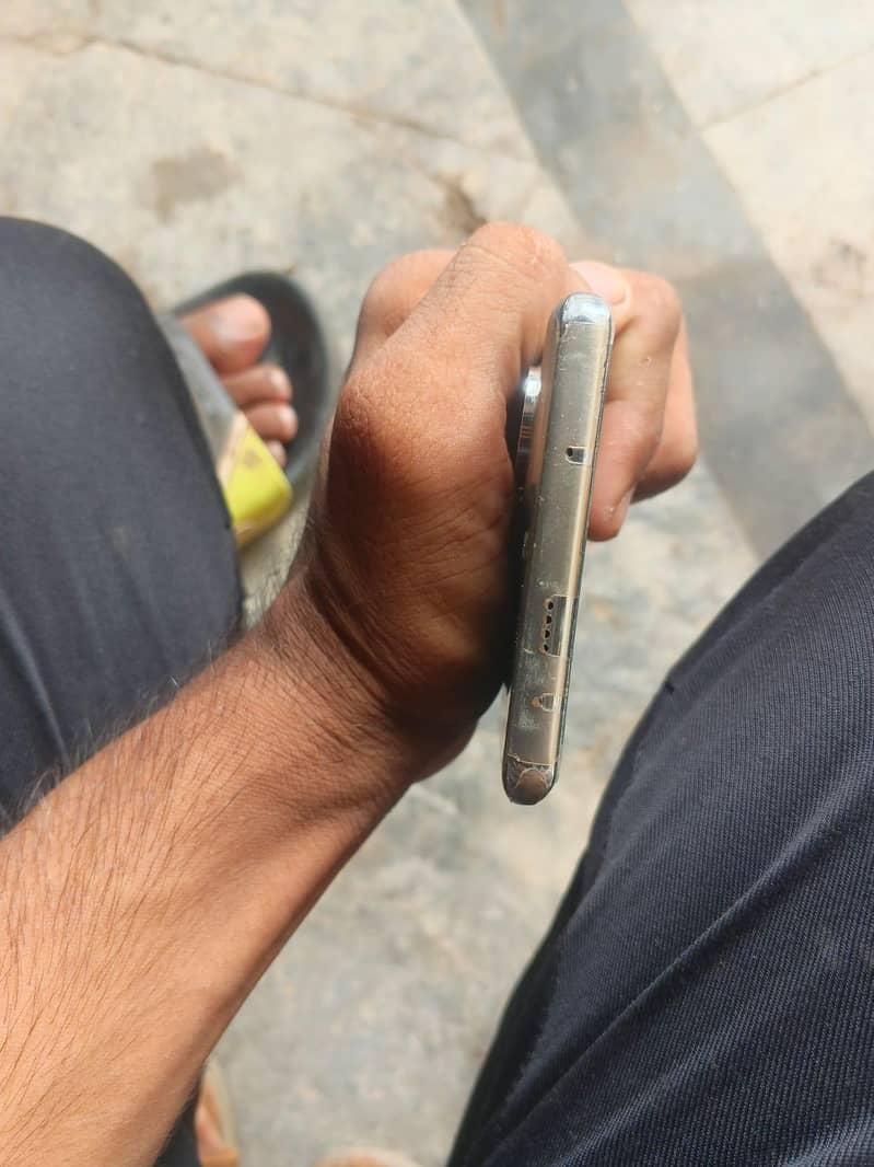 Tecno CAMON 40 Pro 2