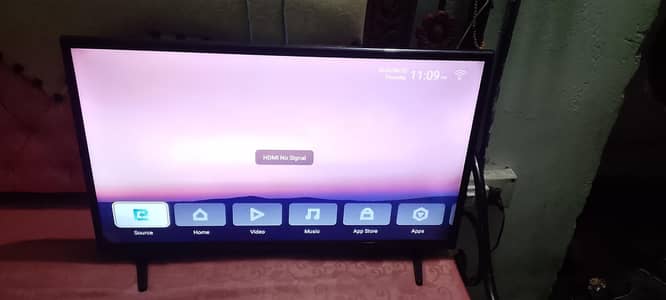 Samsung 32inc led good candetin Mai available ha