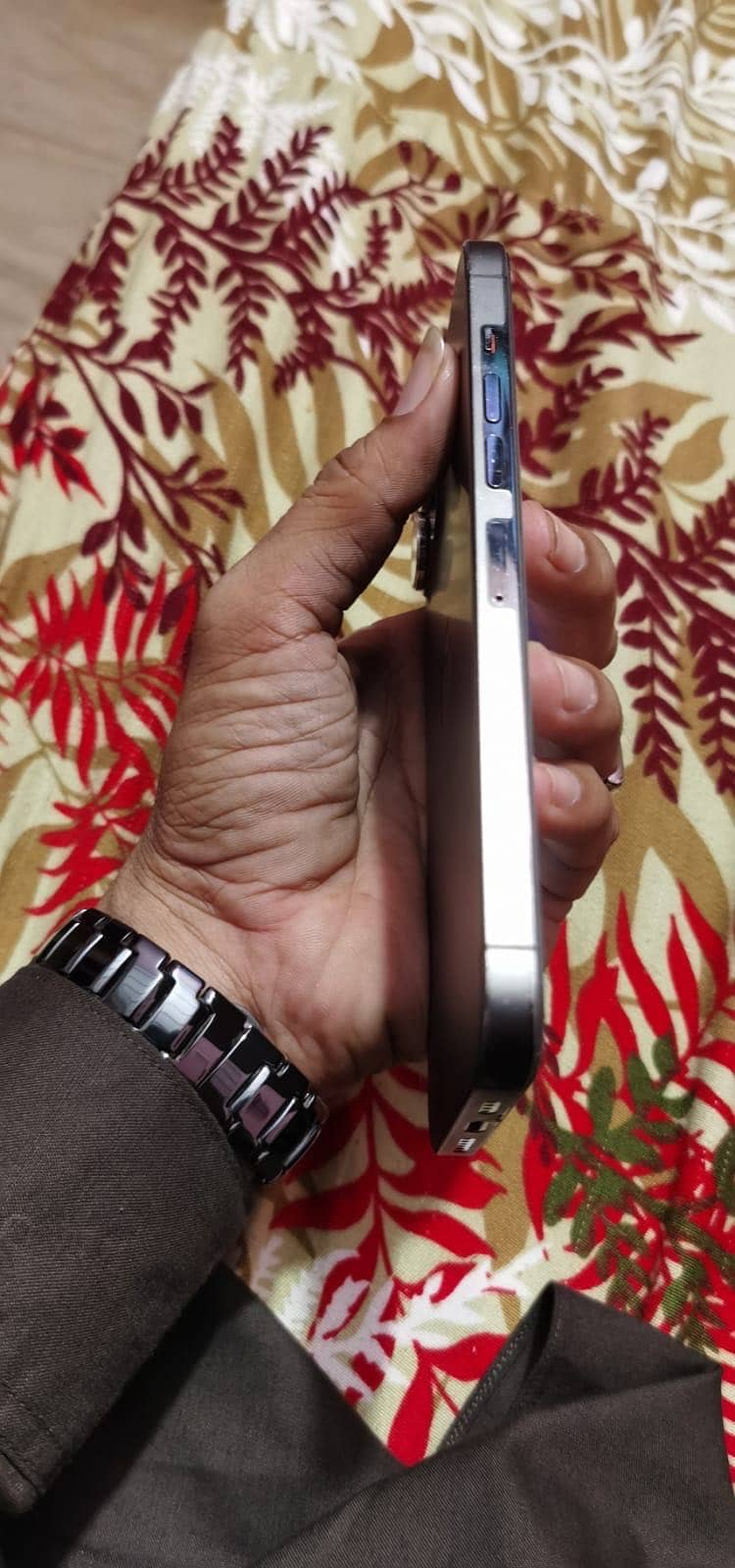 Apple iPhone 13 Pro Max 9