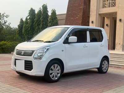 SUZUKI WAGON R 660CC 2014 2018 Lahore registered