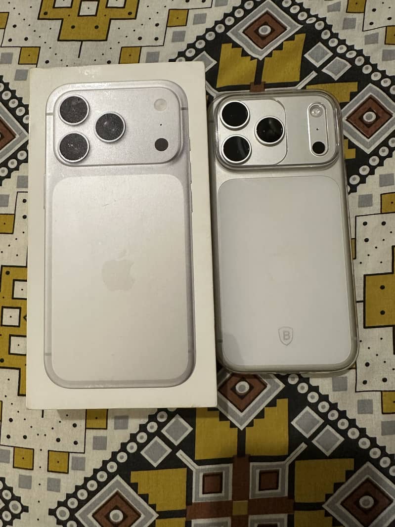 Apple iPhone 17 Pro 0