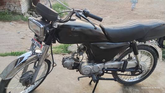 Honda CD70 2009