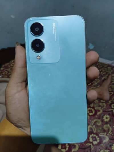 Vivo Y17s