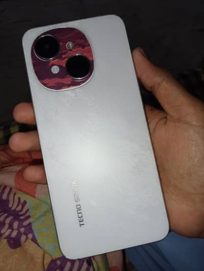 Tecno Spark Go 1