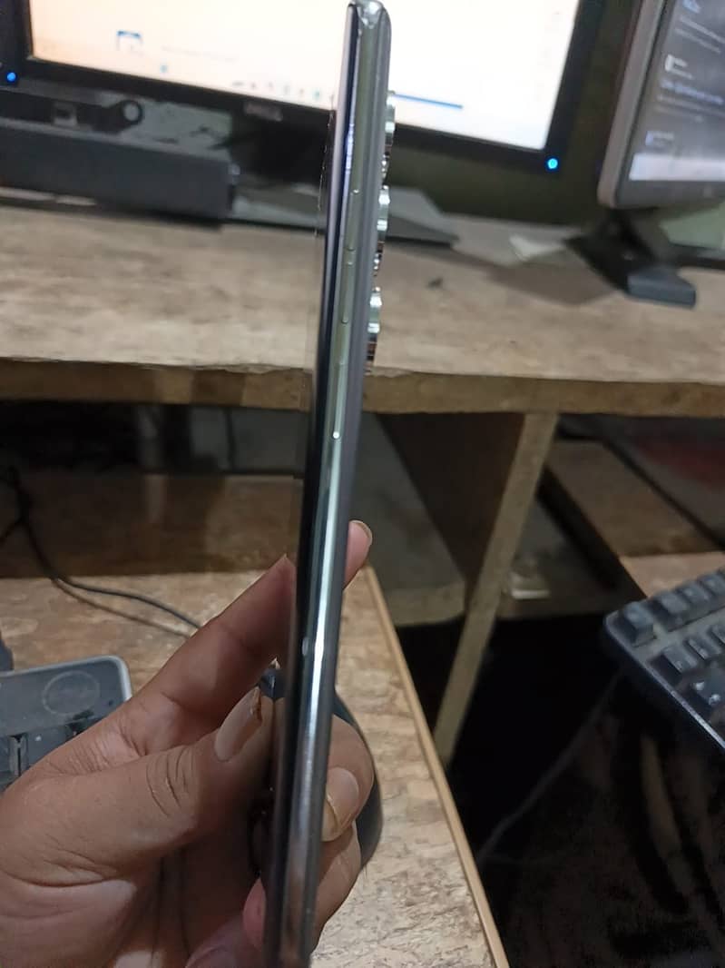 Tecno CAMON 40 Pro 3