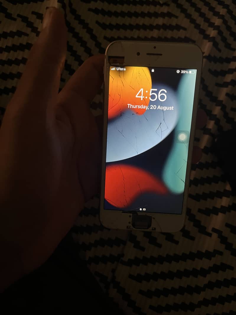 Apple iPhone 6S 2
