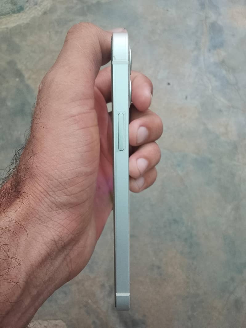 Apple iPhone 12 3
