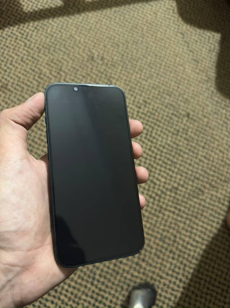 Apple iPhone 13 1
