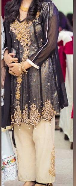 Beautiful 3-Piece Suit with Naqshi & Dabka Work – Worn Once