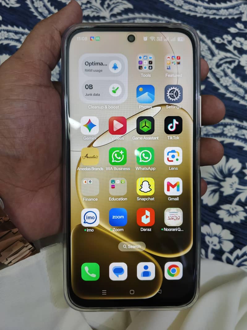 OPPO A6 1