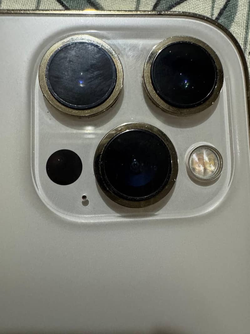 Apple iPhone 12 Pro Max 0