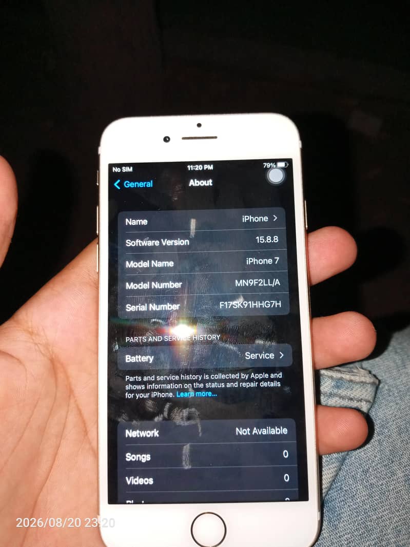 Apple iPhone 7 1