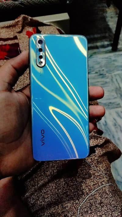 Vivo S1