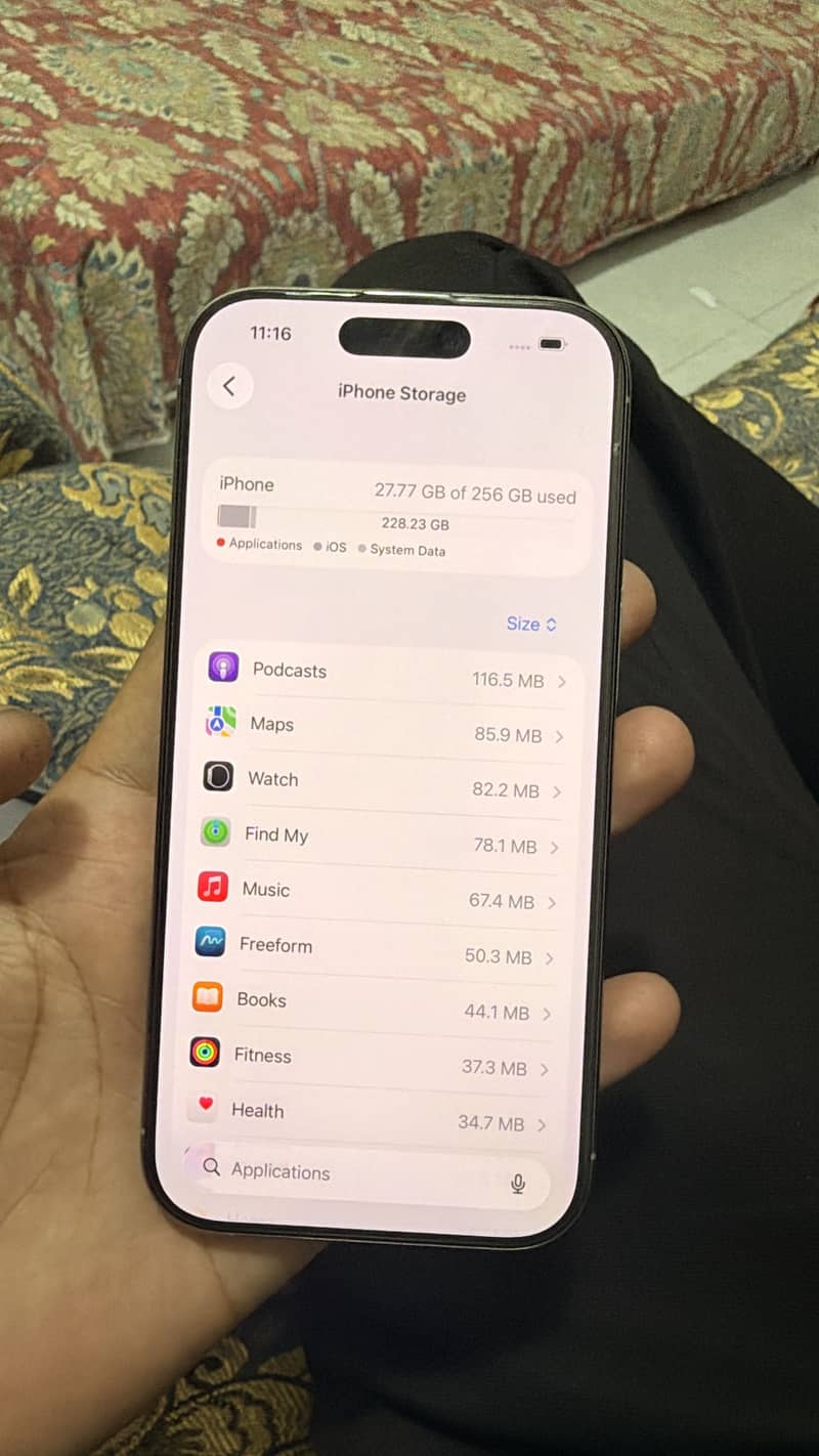 Apple iPhone 16 Pro 5