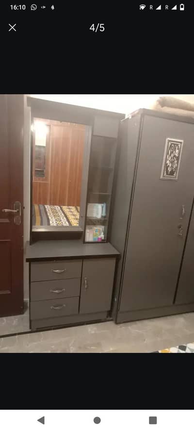 Dresser for urgent sale