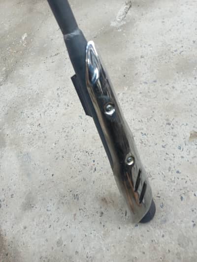 Honda 125 Parts/ silencer