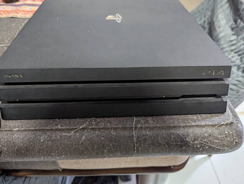PS4 Fat Edition 1
