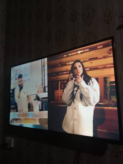 ECOSTAR SMART 43 INCHES LED TV FULL HD