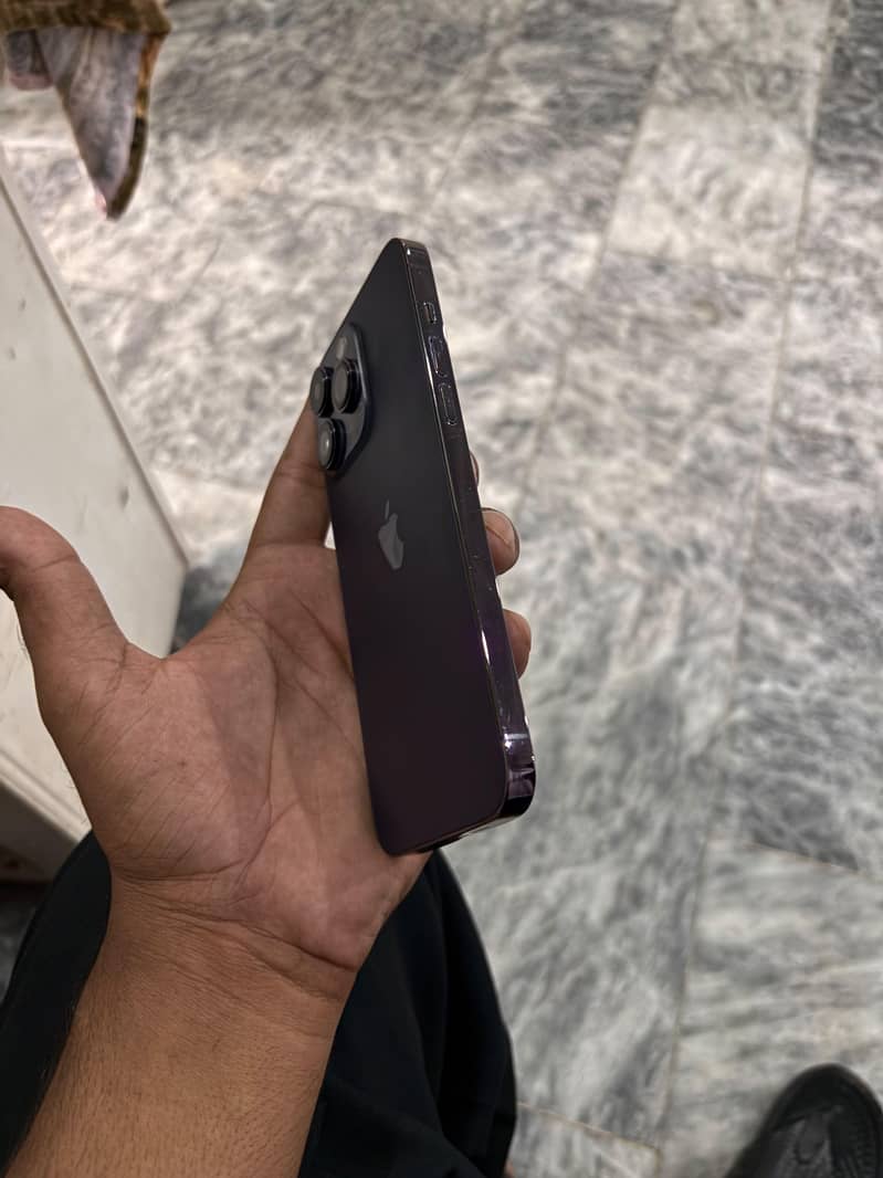 Apple iPhone 14 Pro Max 2
