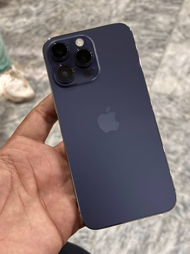 Apple iPhone 14 Pro Max 3