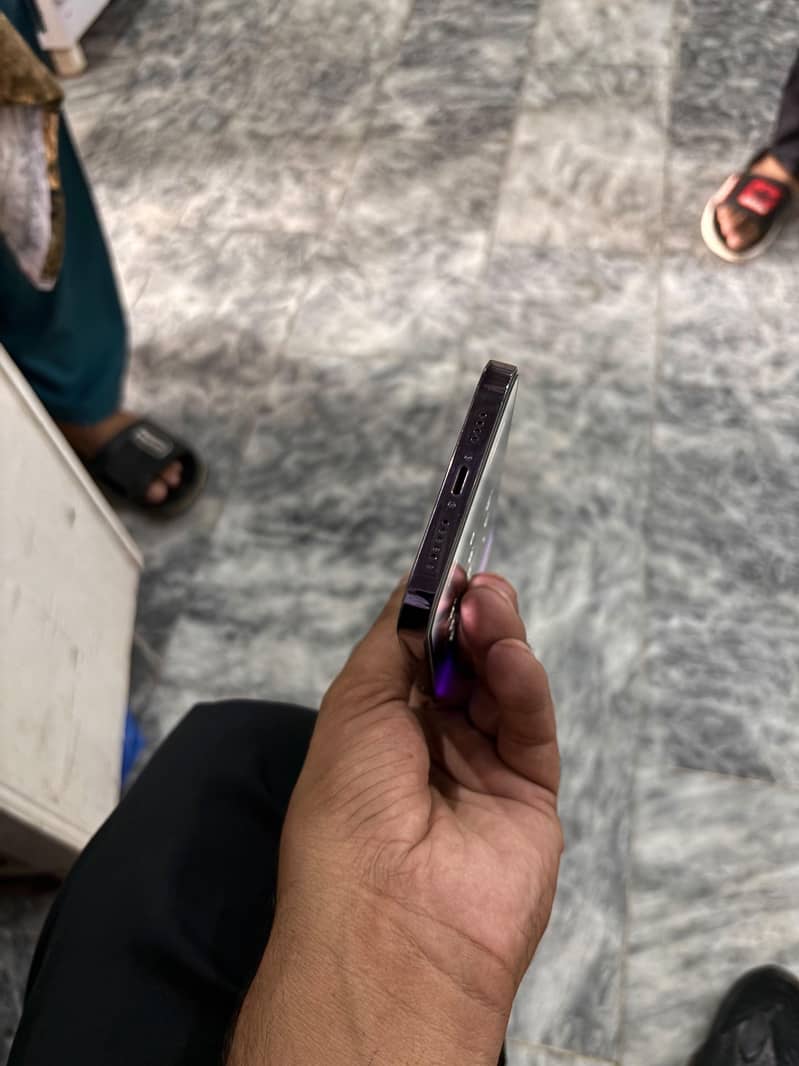 Apple iPhone 14 Pro Max 5