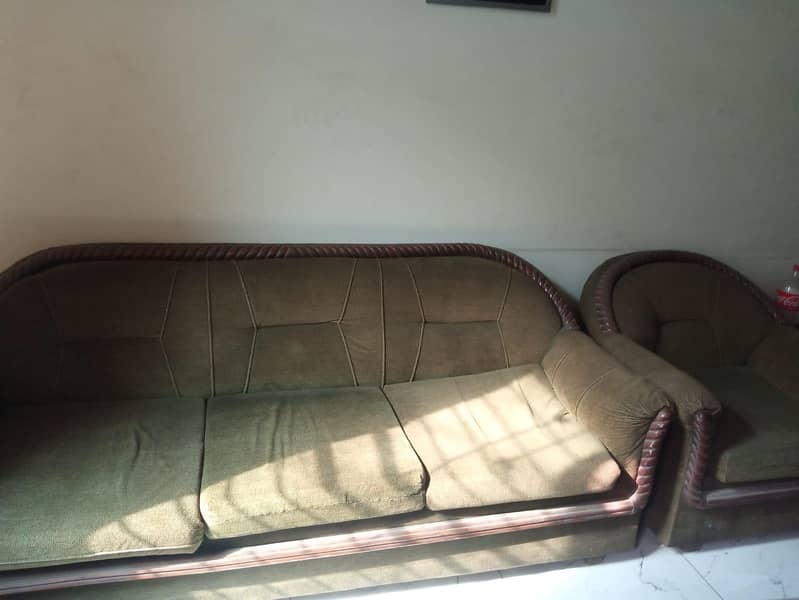 6 seter sofa 0