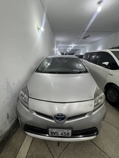 Toyota Prius 2016 (Total Genuine)