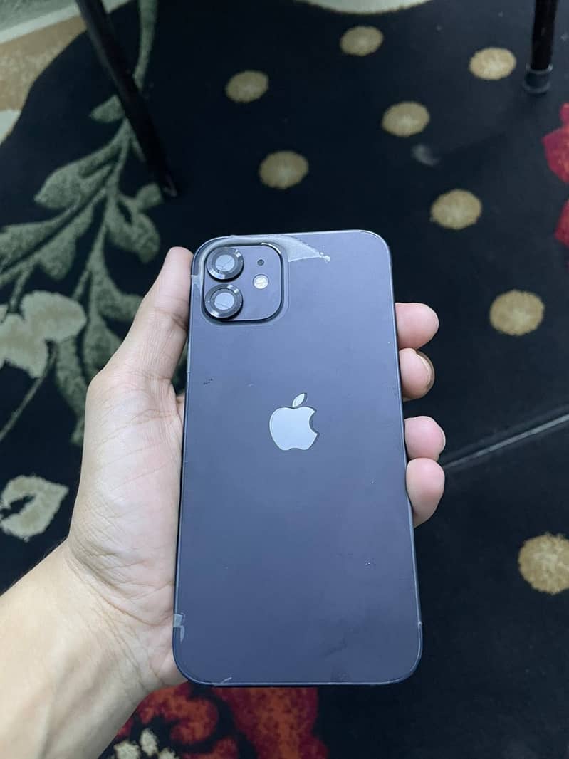 Apple iPhone 12 0