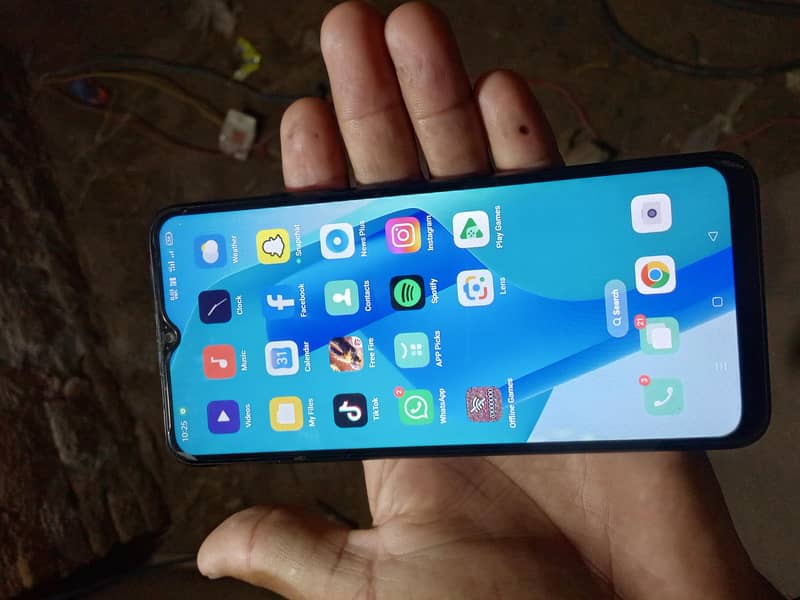 OPPO A16e 1