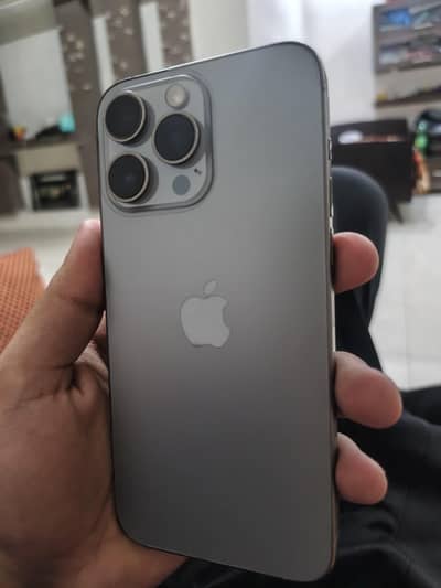 Apple iPhone 15 Pro Max
