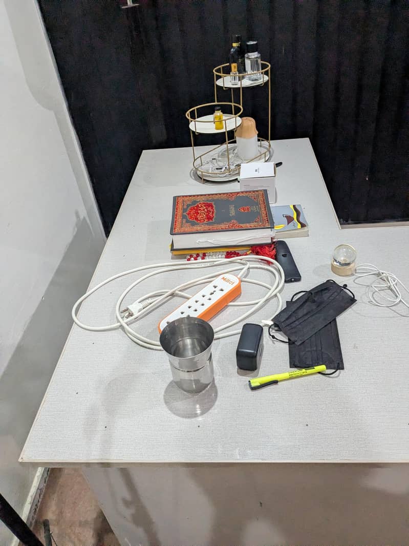 L Shape Table 4