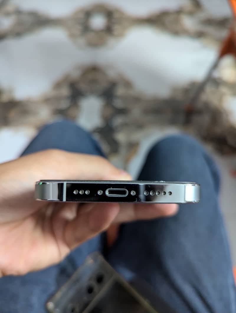 Apple iPhone 14 Pro 3