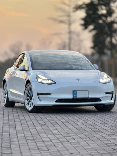 Tesla Model 3 Dual Motor (Long Range)