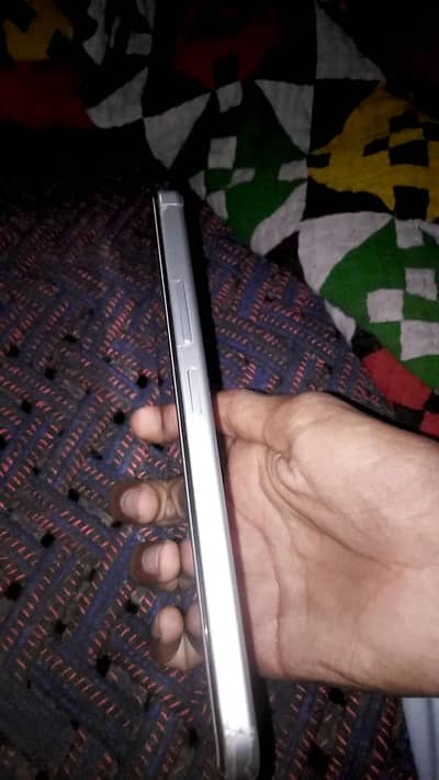 OPPO A6s