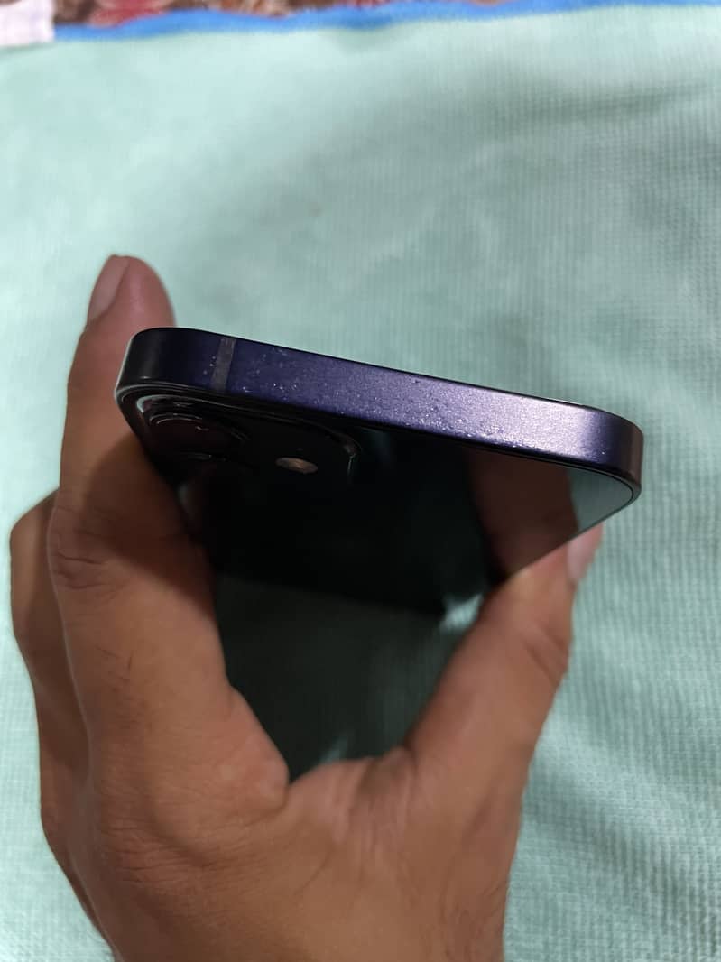 Apple iPhone 12 mini 6