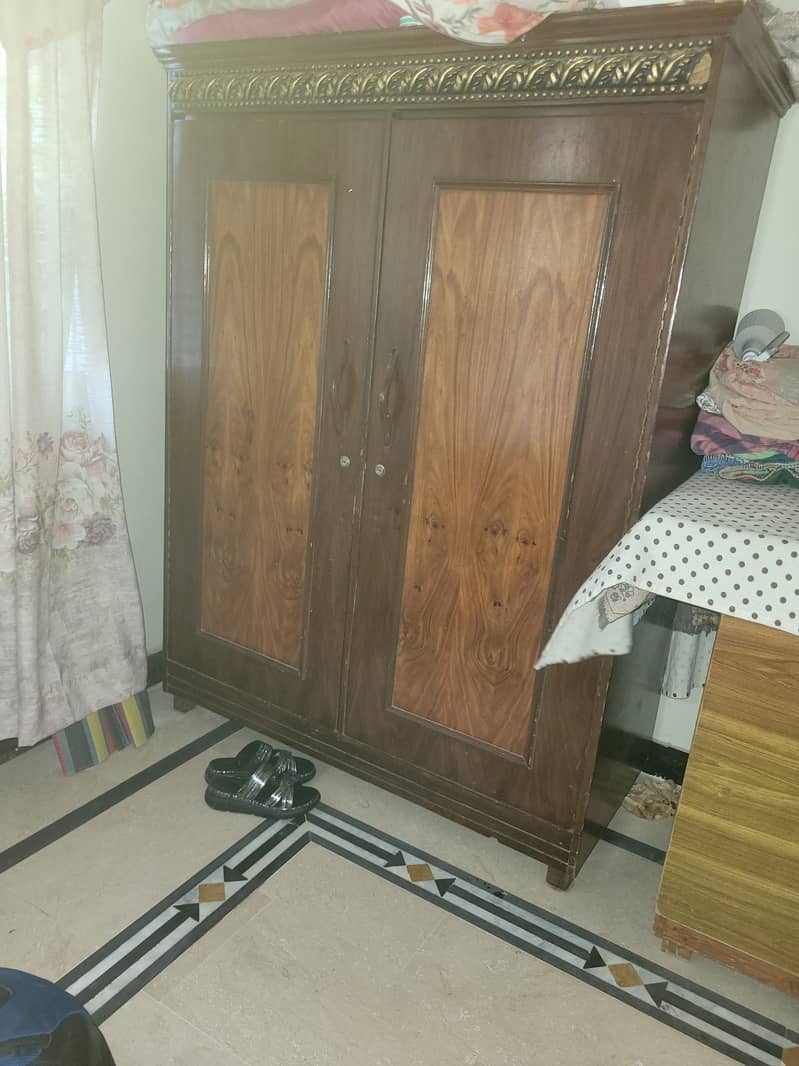 Cupboard 0