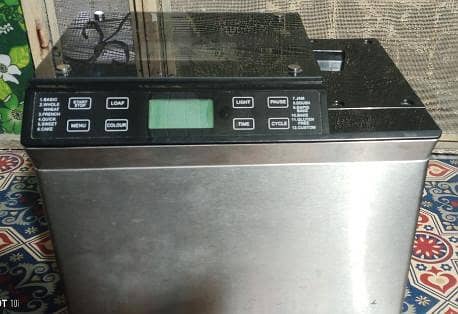 automatic bread maker 2