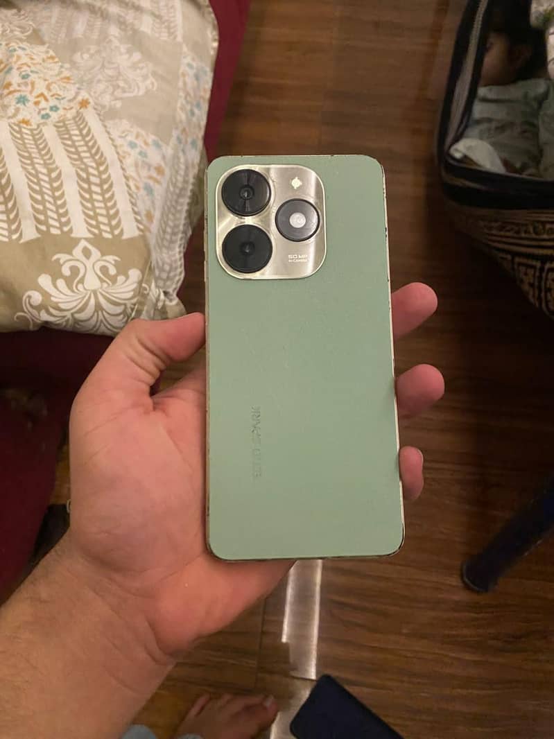 Tecno Spark 20C 2