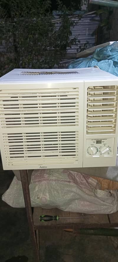 window ac 0.75 ton brand new AC