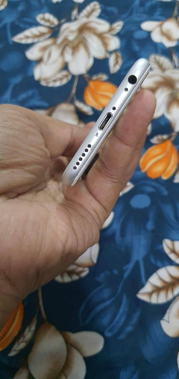 Apple iPhone 6 4