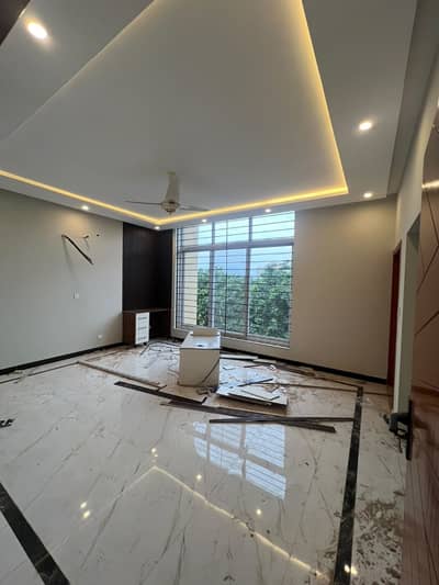 Brand new 10 m house available for rent